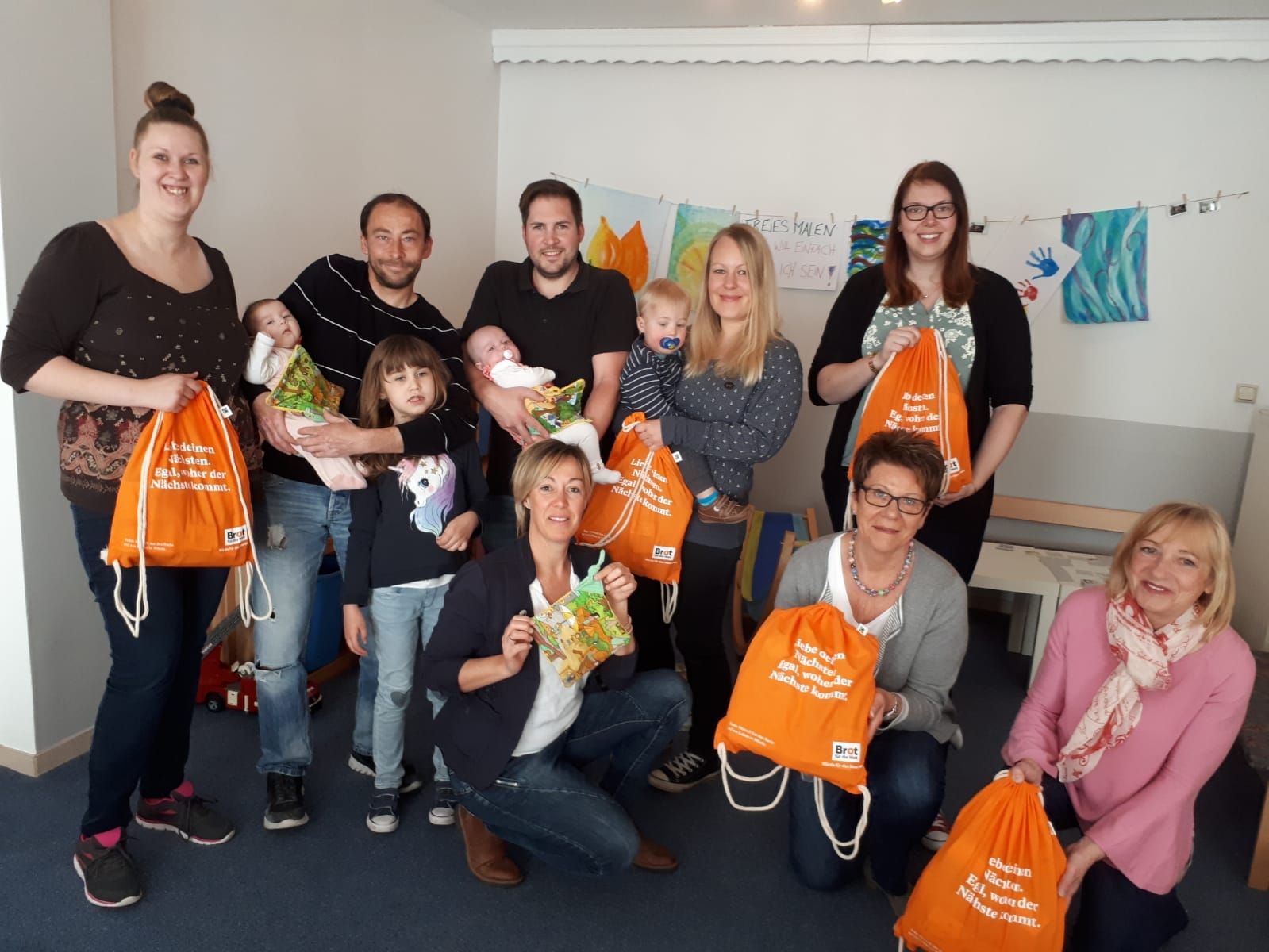 Teilnehmer/innen des  Babybegrüßungsempfangs