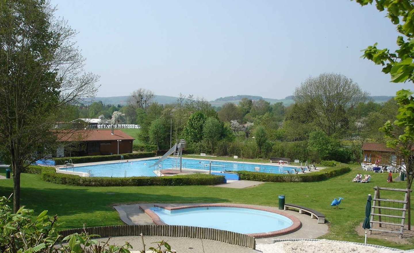 Das Bild zeigt das Flaakebad in Moringen